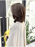 「evri」ミディアム　ミディアムレイヤー　レイヤーカット　ボブ