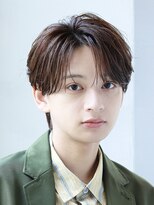 オーシャントーキョー サニー 原宿(OCEAN TOKYO Sunny)&nbsp;フェザーパーマセンターパートニュアンスパーマラウンドマッシュ