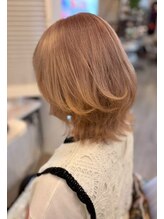 サーモンチェリーブラウン　上品でピンクがかった赤みでツヤ感抜群