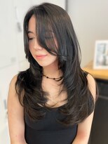リアン 本厚木(LIAN) レイヤーカットハッシュカットミディアムレイヤー顔周りカット