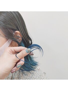 リノショアーズ 日本大通り店(RINOSHORES) エメラルドグリーンカラーグレーアッシュハイトーンツートン