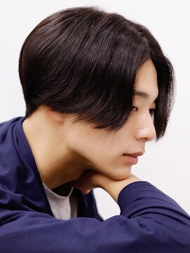リップス 池袋(LIPPS) センターパート ツーブロック 刈り上げ