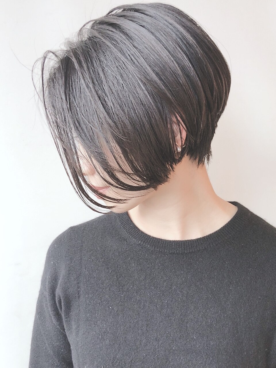 モリオ原宿】黒髪ショートボブ前下がり前髪なしセンターパート
