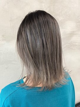 ペスカ 仙台一番町店(pesca) シルバーバレイヤージュ☆くびれヘア☆