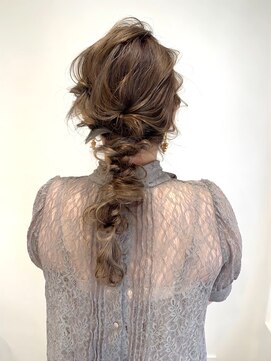 チトセ(titose) 編みおろしhair