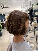 ベージュカラー
