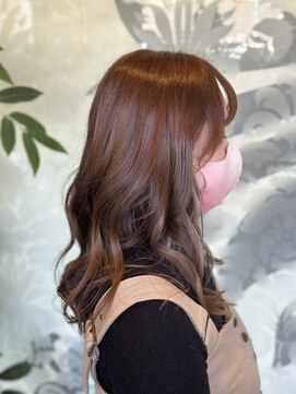 エディット アンド 緑地(Edit&) インナーカラー、イヤリングカラー