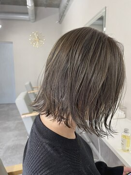 シーラ(cie-ra.) #カーキグレージュ#タッセルボブ #cie-ra.