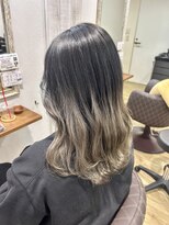 シエン ホワイト(CIEN white)&nbsp;【浜松ブリーチ】グラデーション×ミルクティーグレージュ