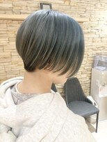 アロマ ヘアー ルーム 新宿店(AROMA hair room) ショートボブ×小顔カット×ブルージュカラー