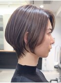 表参道大人ショートボブ顔周りレイヤーカットくびれショート40代
