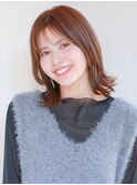 20代30代前髪あり大人かわいいミディアムレイヤーカット