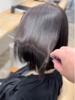 【乾燥やダメージが気になる方に】本気で髪質を改善したい方にオススメの贅沢トリートメントが大人気♪