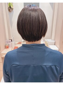 コーエン(cowen) 大人かわいい☆綺麗なシルエット！王道ボブ♪フェミニン