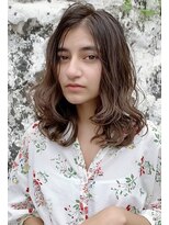 クーエフー(coo et fuu)&nbsp;グレージュカラーのロブスタイル