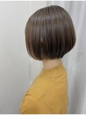 ショートボブ