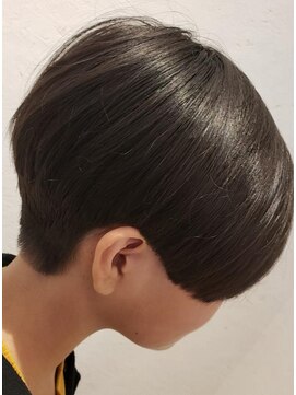 イチゴ 祖師ヶ谷大蔵店(ICH GO) 刈上げショートヘア