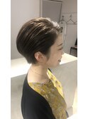 クールな可愛さを引き出すハンサムショート