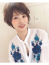 より髪のダメージや頭皮のダメージを軽減し、より長くヘアカラーを楽しめるカラーリング技術