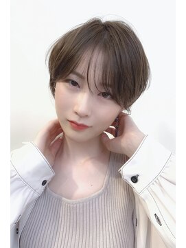 ヘアーディレクションイアス (HAIR DIRECTION eAs) 韓国風ショート