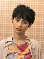 ビュートリアム 福岡(BEAUTRIUM)&nbsp;シンプルで大人可愛い耳出しマッシュショート