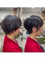 ジゼル(gisele) (小山)小顔耳だしショート小顔補正立体カット