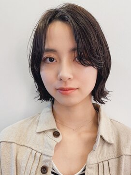 マノ 千歳烏山(MaNO) 大人ショートハイライト髪質改善キッズカット前髪30代40代