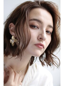 アトレアネックス(attrait ANNEX) ウェーブボブ　阿倍野