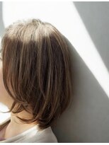 ルーファス メグロ(Ruufus Meguro)&nbsp;30代40代50代/大人女性/白髪ぼかしハイライト艶カラー　202412