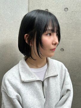 ザ ニア(THE Nia) ボブ　フェイスレイヤー