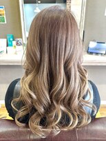 ヘアーメイクロージー 八軒店 (HAIR MAKE ROSY)&nbsp;インナーカラーショートカットショートボブハイライトメッシュ