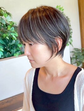 モアナバイヘッドライト 曽根店(Moana by HEADLIGHT) Moana【豊中曽根】#ショート#白髪ぼかし#ハイライト