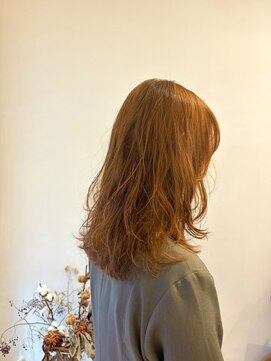 フェスト ヘア メイクアップ(Fest hair makeup) 春先取り明るめブラウン＋大人女子のウェーブヘア スパイラル