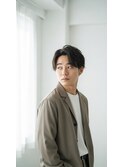 好感度を引き上げる、知的なメンズセンターパート【黒髪・暗髪】