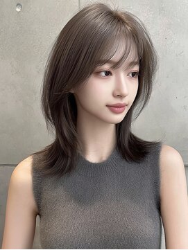 レア 銀座(Le'a) レイヤーカットハイレイヤー顔周りカット韓国風レイヤー髪質改善