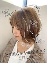 添田ネイビーカラーフレンチボブ美髪カール小顔カットショート