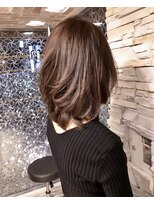 ミッシェル アフロート(michelle afloat)&nbsp;Cカーブレイヤー10代20代30代40代50代小顔ひし形ふんわり動き