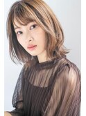 くびれキレイめ大人ミディ