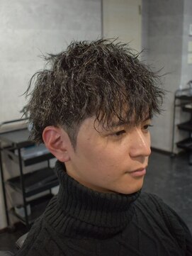 バーバーハウス ラヴィ(Barber House Lavie) ツイストスパイラルパーマ
