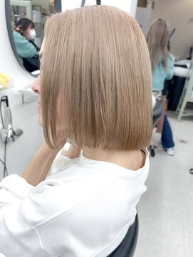 ヒビヲ(HIBIO) ミルクティーベージュハイトーンカラーケアブリーチダブルカラー