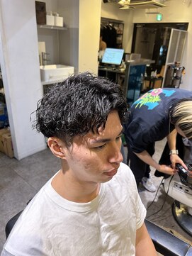 クオンヒール(QUON HEAL) 爽やかツーブロック無造作ツイストスパイラルパーマ