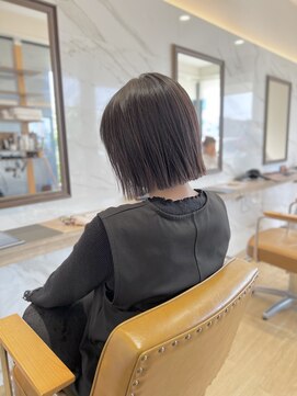 ラポールヘアー(rapport hair) 切りっぱなしボブ*