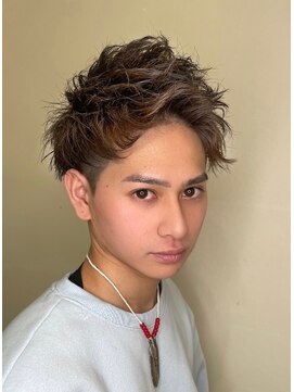 エル(L by truecreation) ブリーチ/春日部/ダブルカラー/学割U24/顔周り/ハイトーン/韓国