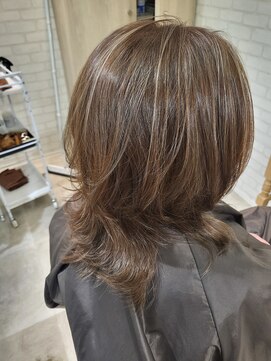 ニカ(NIKA) ミセス向けのハイライト♪