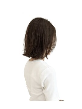 ラファル(Raphal) 自然な外はねボブ