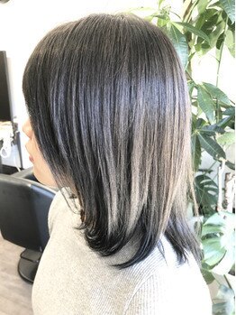 リベルテ(LIBERTE')の写真/独自のカウンセリングで一人一人の骨格に合うスタイルをご提案!セットしやすく"外さない"スタイルが叶う♪