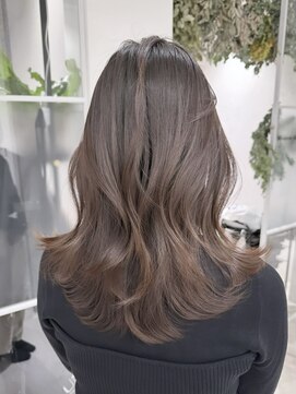 ムード(MOOD,) 暗めカラー/グランマッシュ[レイヤーカット/髪質改善/銀座]