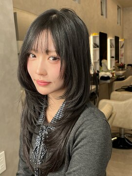 オムニス 表参道(Omnis) 暗髪ザクザクレイヤーハッシュカットワンカールバタフライカット