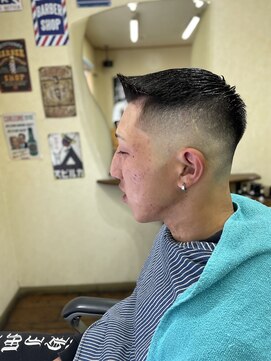 バーバーサトウ(BARBER SATO) フェザーアップ