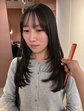 オリーブカラー×レイヤーカット:北村